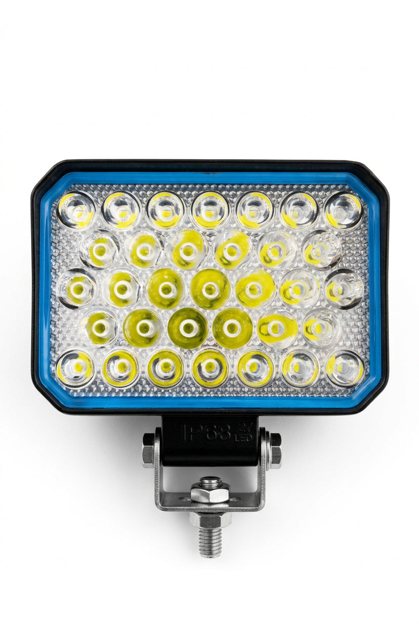 Proiector LED Auto 126W, 33 LED-uri, 3200 Lumeni, 12–80V, Lumină Albă 6500K, IP67 – Off-Road, Tractoare, Camioane, Utilaje