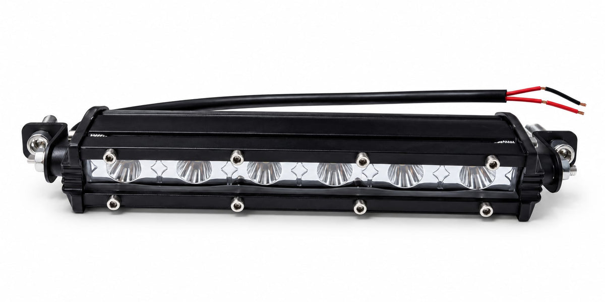 Proiector Bară LED slim cu 6 LED-uri și suporturi laterale – 22 cm între șuruburile de prindere