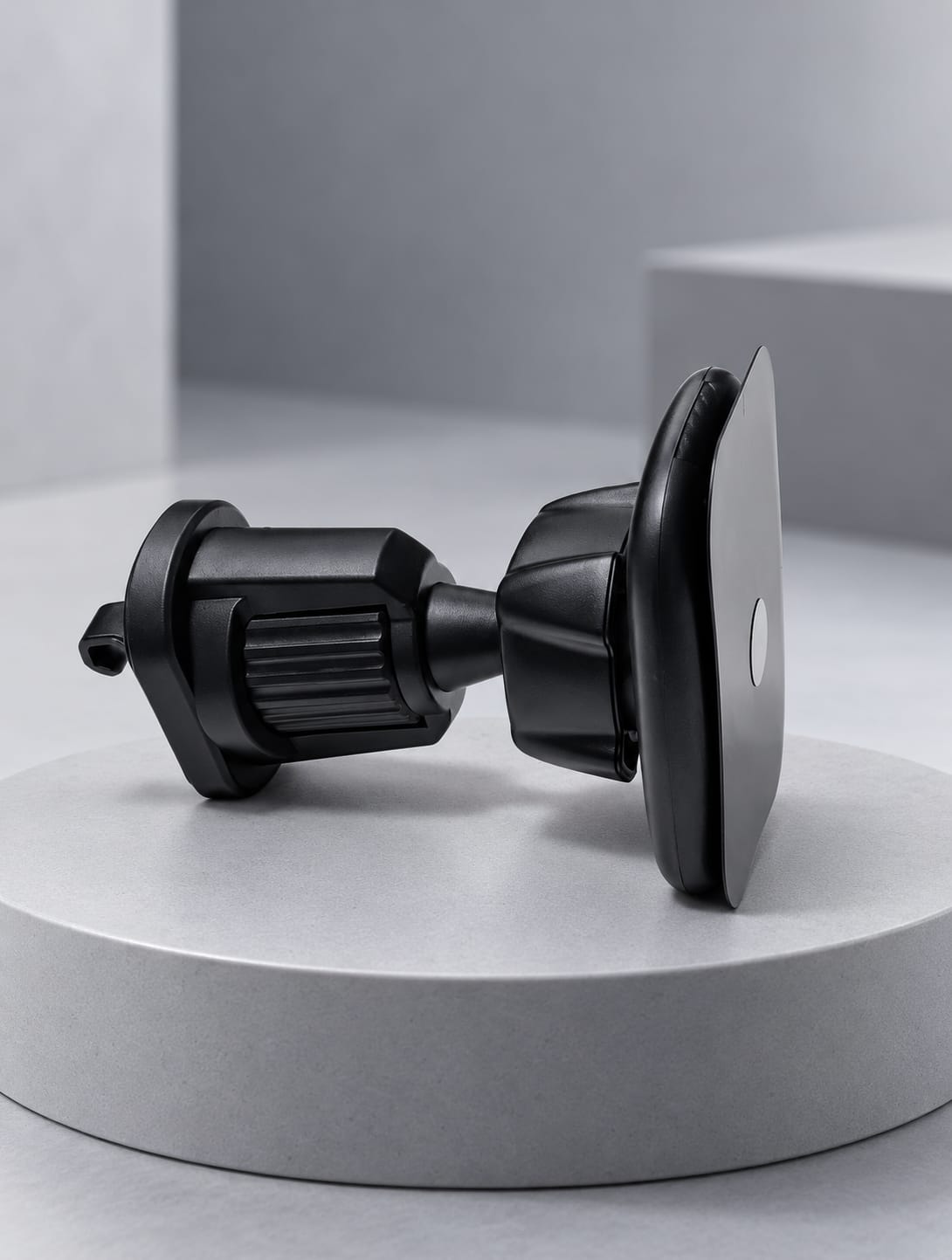 Suport auto magnetic pentru telefon, cu prindere în grila de ventilație și rotire 360°