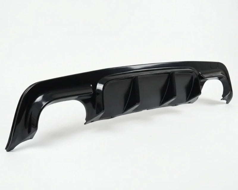 Difuzor Bara Spate cu Evacuare Dubla dreapta si stanga compatibil cu BMW Seria 5 E60 2003-2010, negru lucios