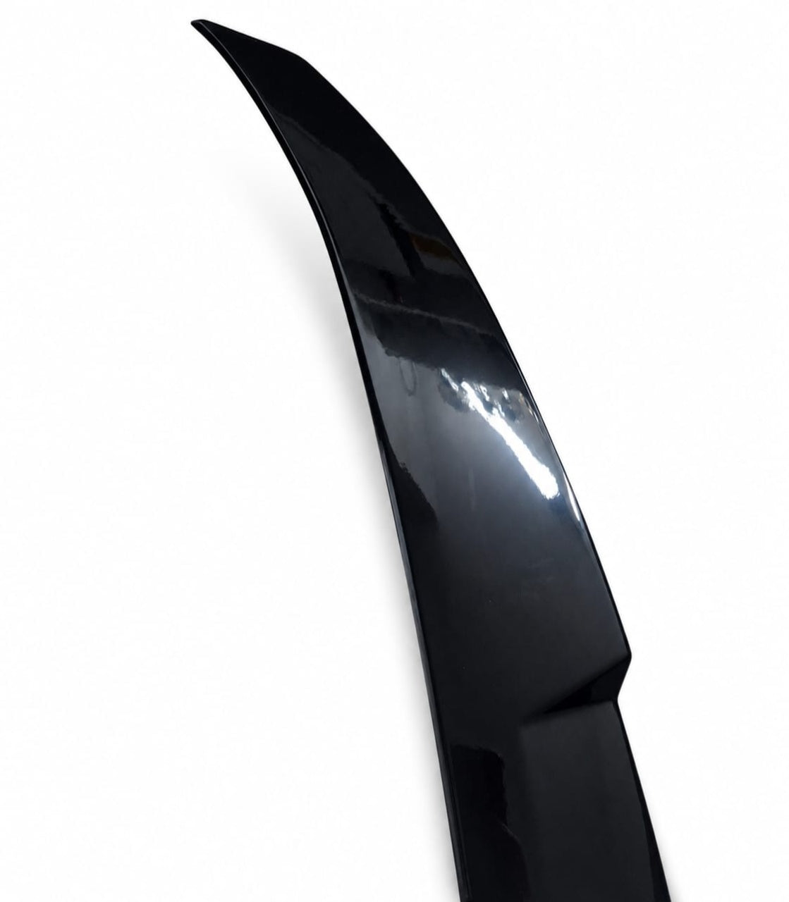 Eleron portbagaj compatibil cu BMW seria 5 E60 2004-2010 M-Performance Design negru lucios ATA2877