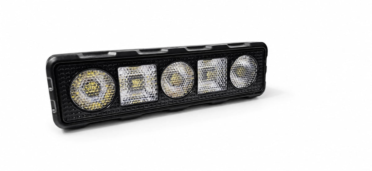 Set 2 proiectoare LED auto 15W, 10–30V, 3000 lumeni